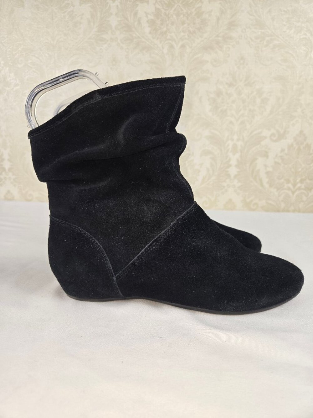 Style & Co Sz 6-1/2M Quirky Black Suede Slouchy Ankle Boots Flat Sole Almond Toe - Picture 4 of 12